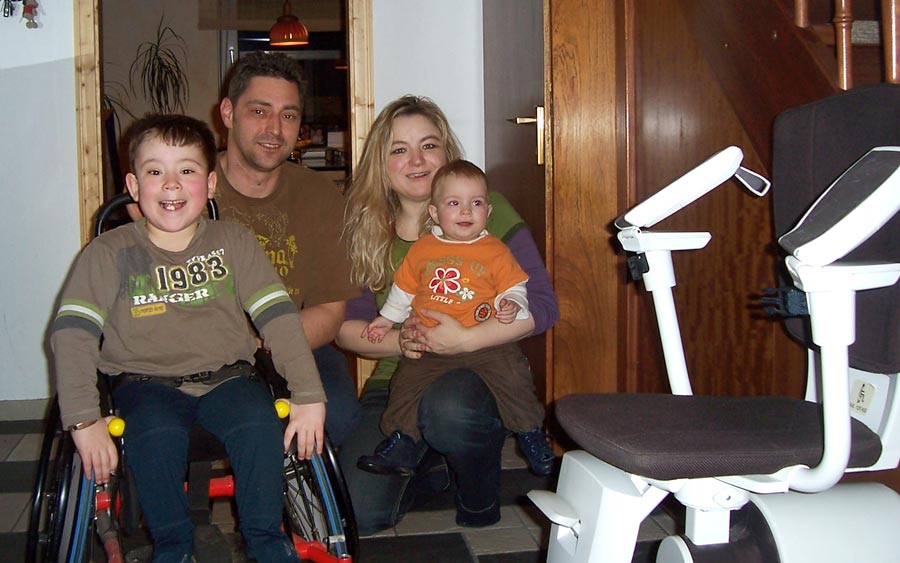 Stiftung Augenblick Spina bifida hydrocephalus Lächeln schenken gutes tun offener Rücken Wasserkopf